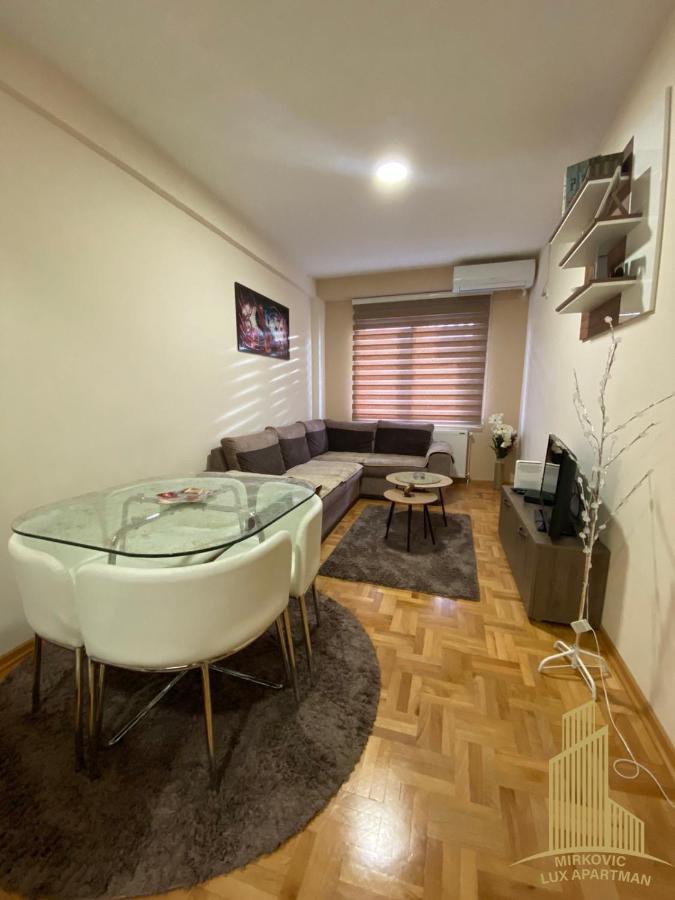 Mirkovic Lux Apartman Ni Exterior foto