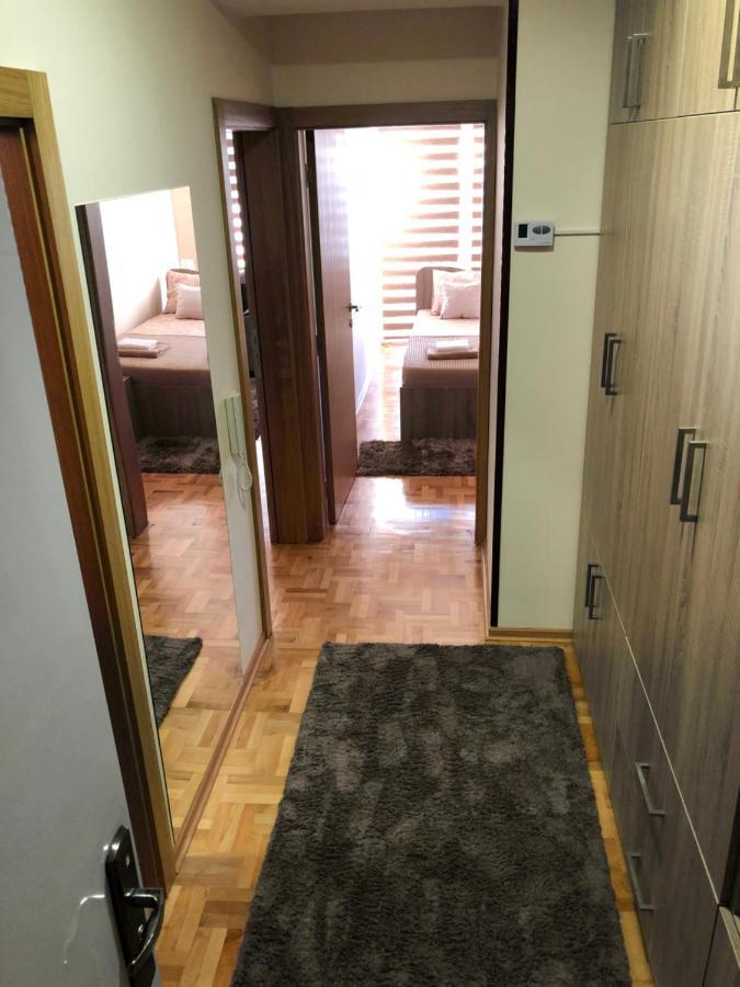 Mirkovic Lux Apartman Ni Exterior foto